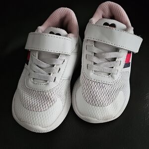 Tommy Hilfiger Girls White Velcro Trainers